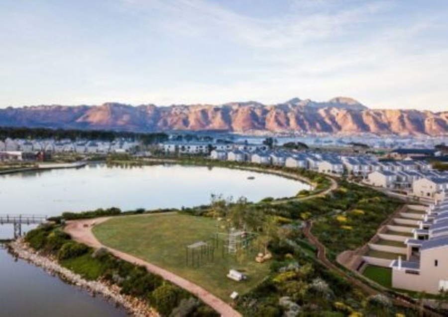 3 Bedroom Property for Sale in Somerset Lakes Western Cape